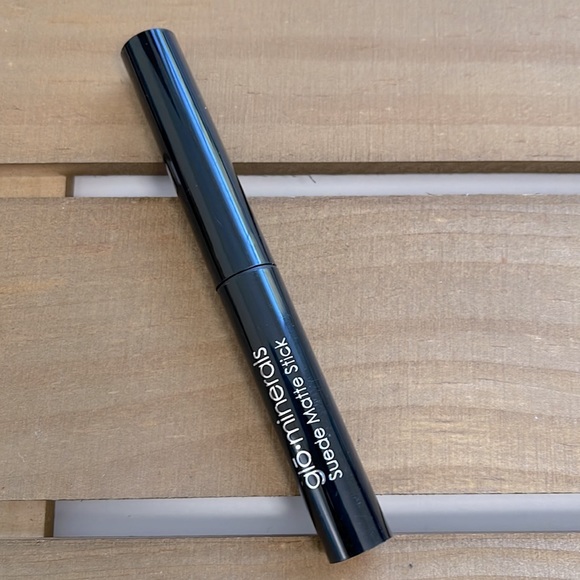 Glo skin beauty bundle of 5 assorted beauty items - Picture 6 of 10